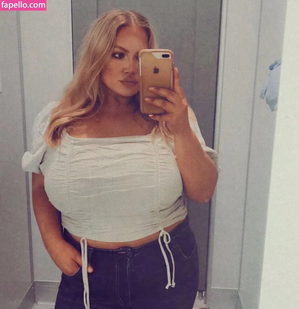 Hayden Buchko Onlyfans Photo Gallery 