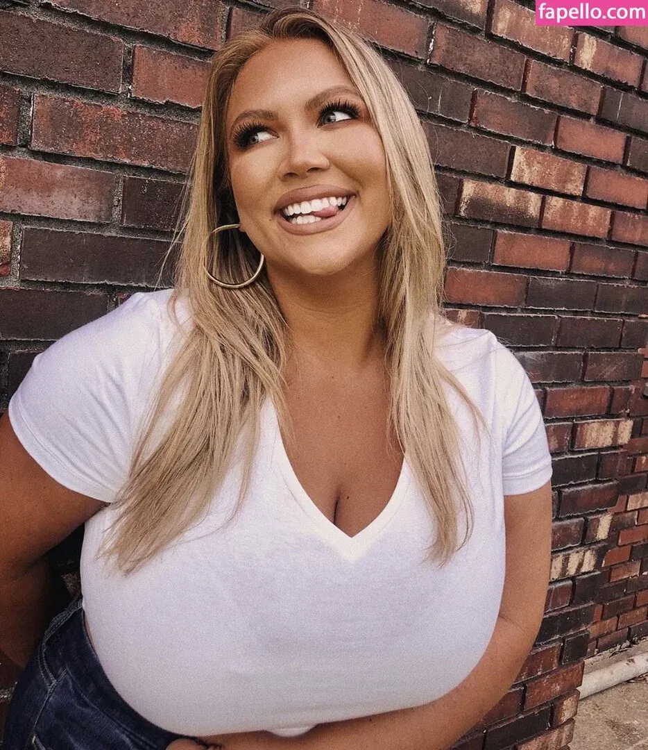 Hayden Buchko Onlyfans Photo Gallery 