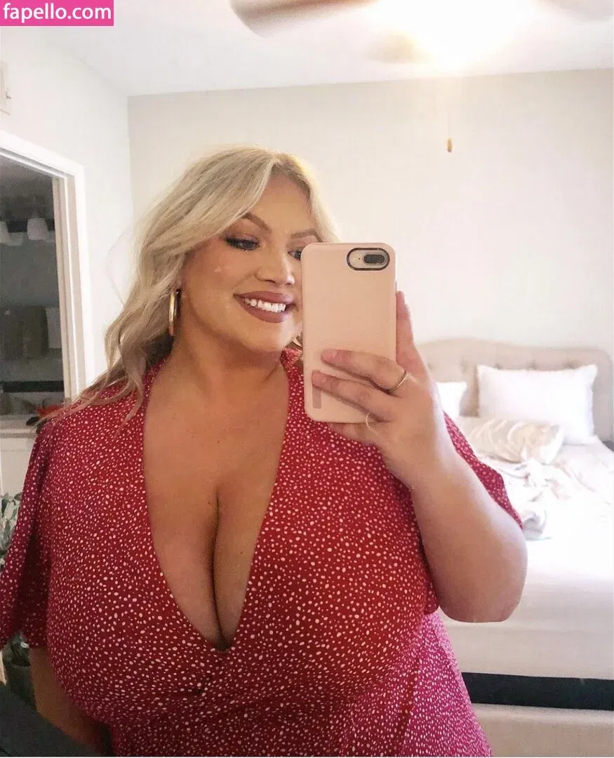 Hayden Buchko Onlyfans Photo Gallery 