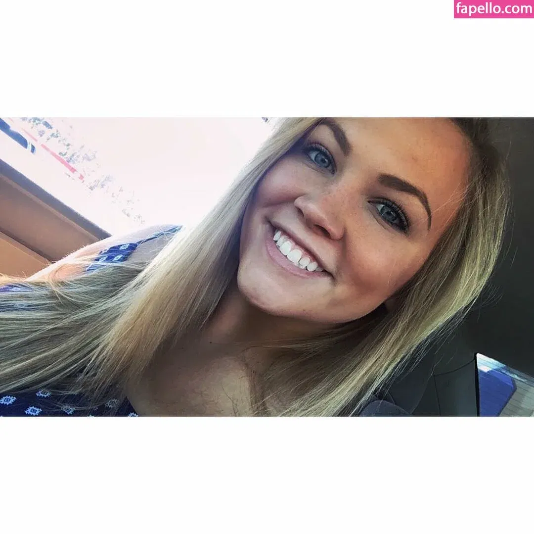 Hayden Buchko Onlyfans Photo Gallery 