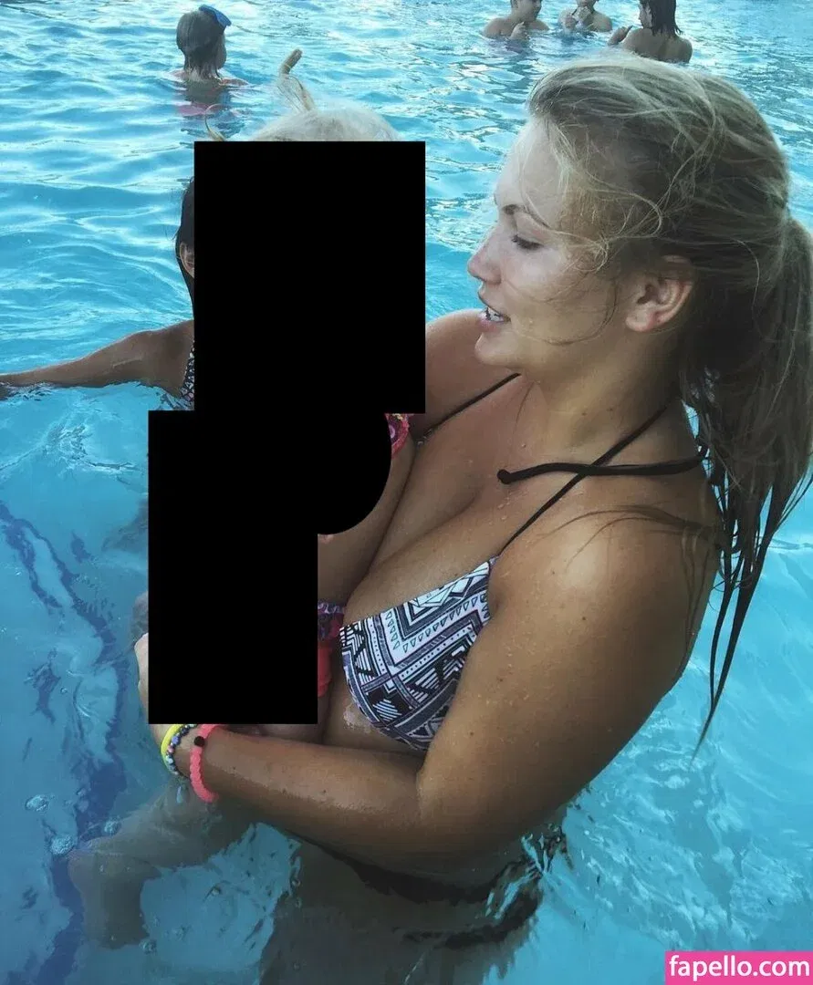 Hayden Buchko Onlyfans Photo Gallery 