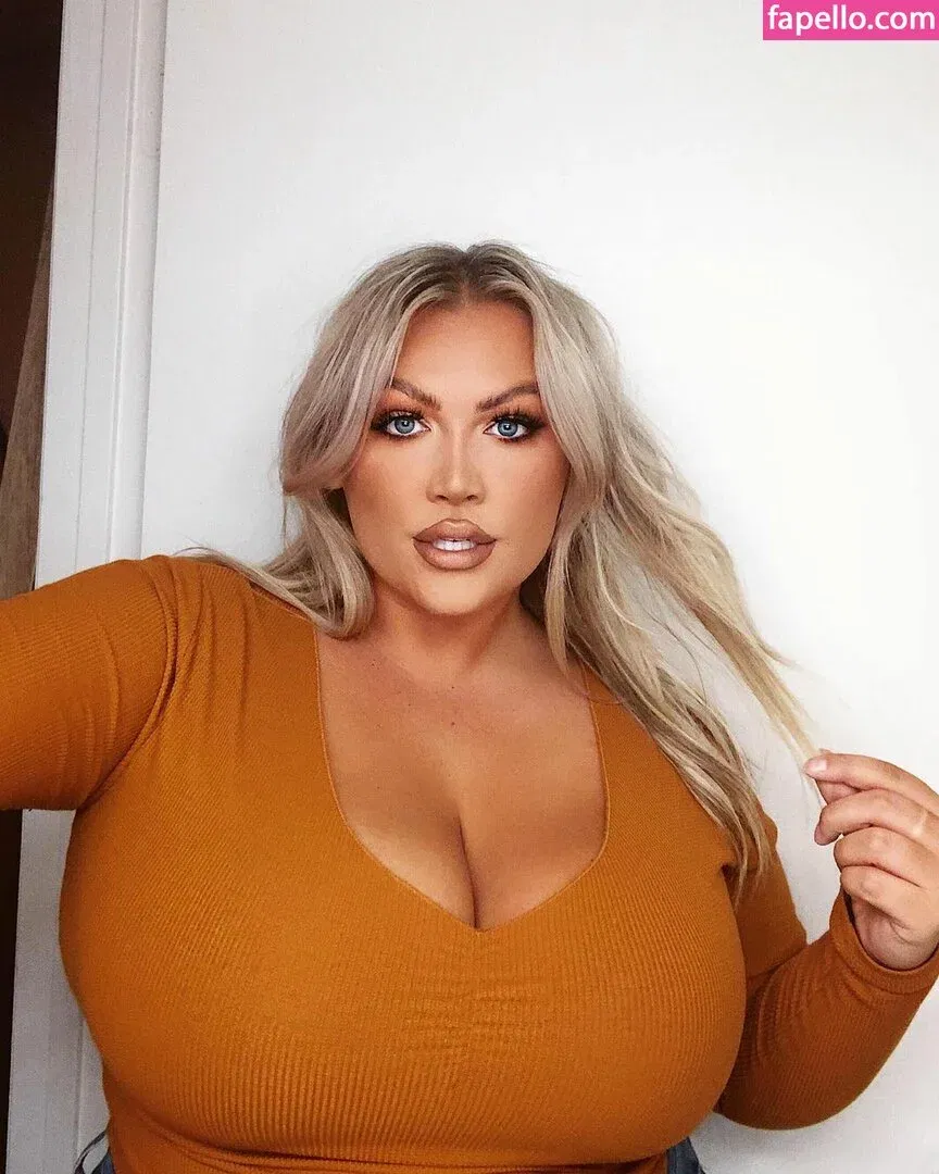 Hayden Buchko Onlyfans Photo Gallery 