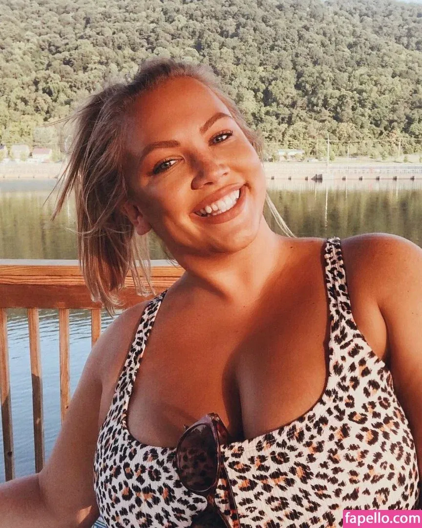 Hayden Buchko Onlyfans Photo Gallery 