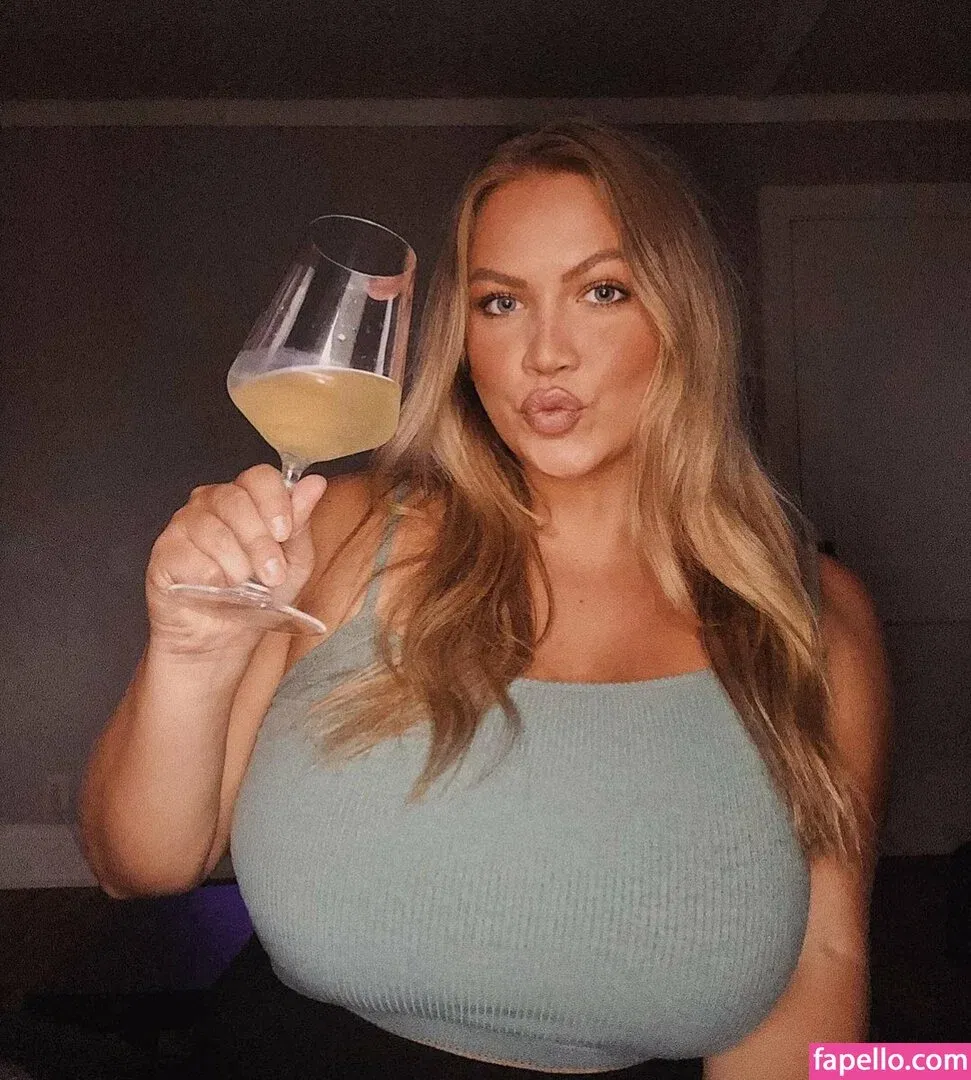 Hayden Buchko Onlyfans Photo Gallery 