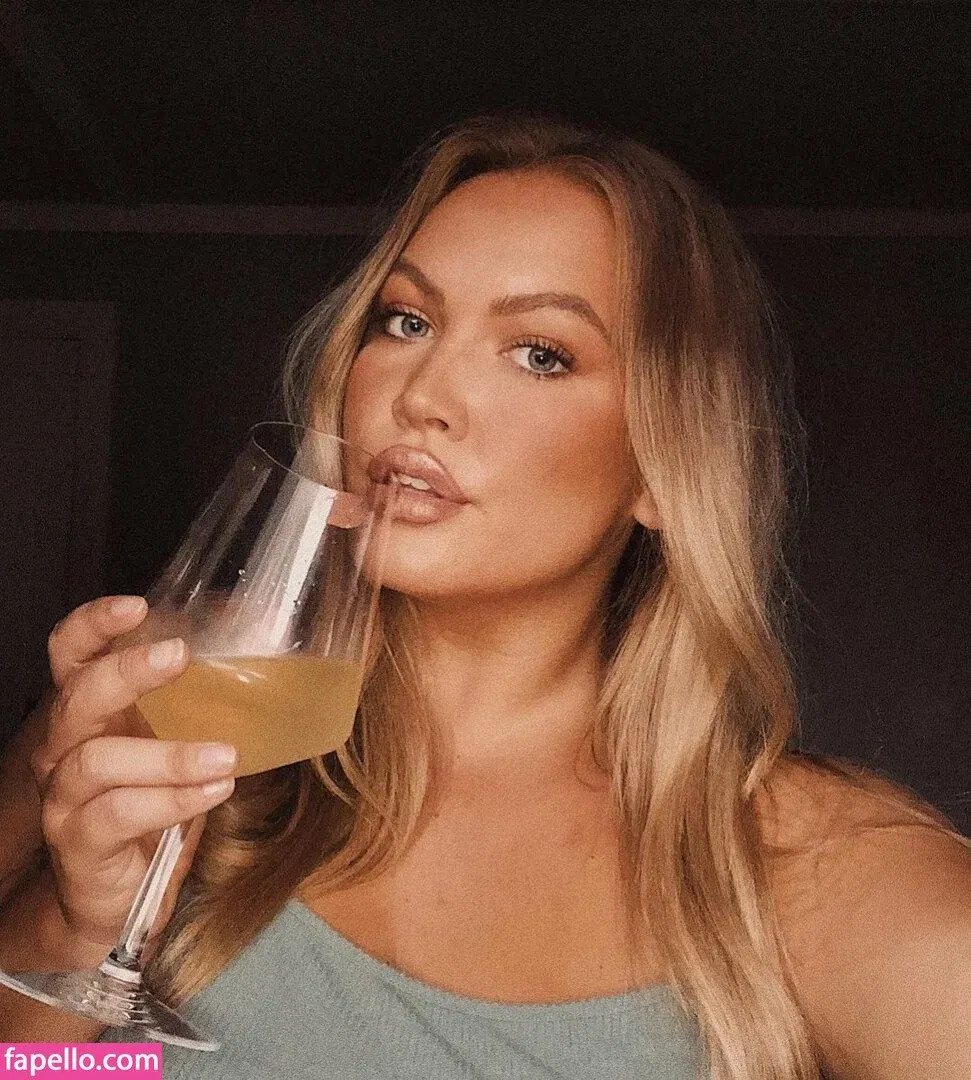 Hayden Buchko Onlyfans Photo Gallery 