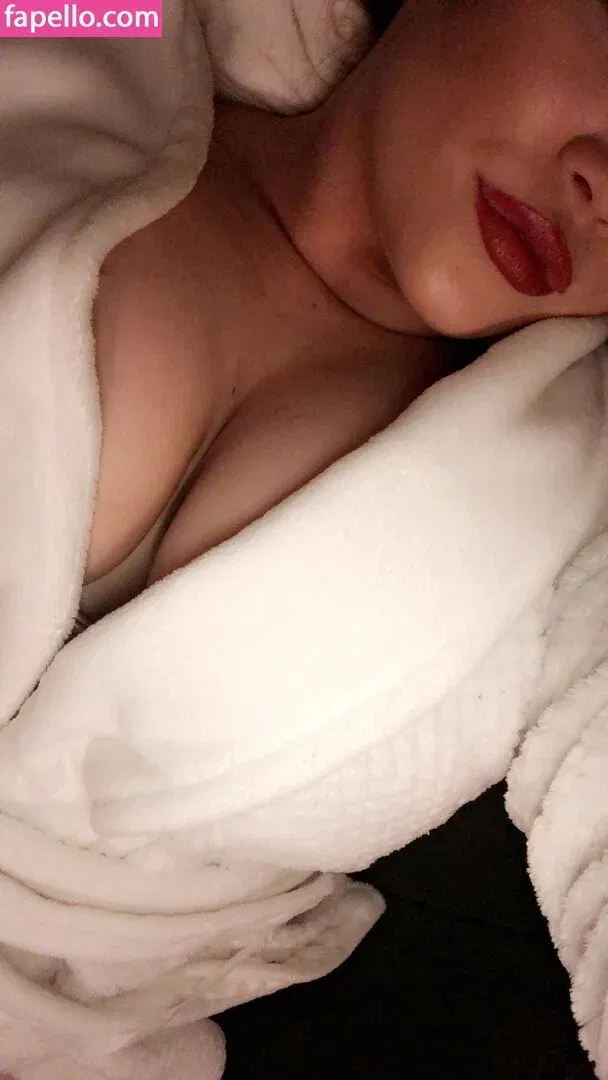 Hayden Buchko Onlyfans Photo Gallery 