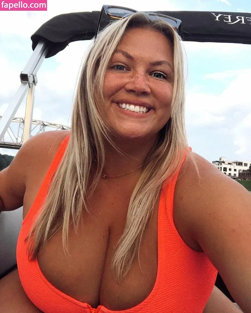 Hayden Buchko Onlyfans Photo Gallery 