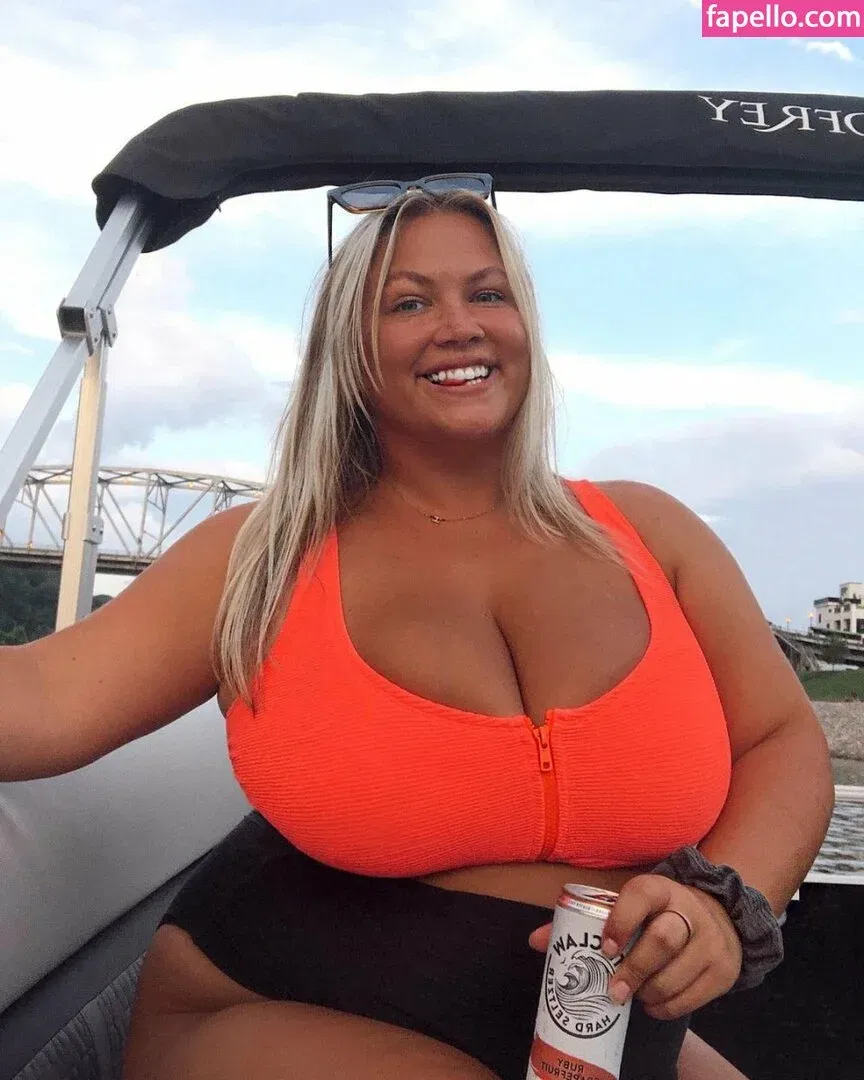 Hayden Buchko Onlyfans Photo Gallery 