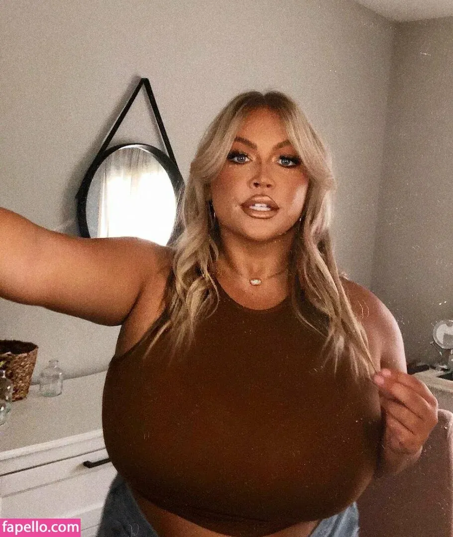 Hayden Buchko Onlyfans Photo Gallery 