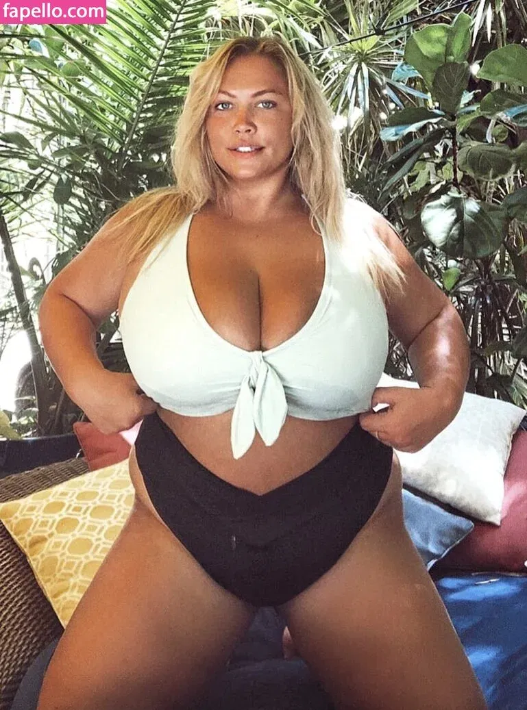 Hayden Buchko Onlyfans Photo Gallery 