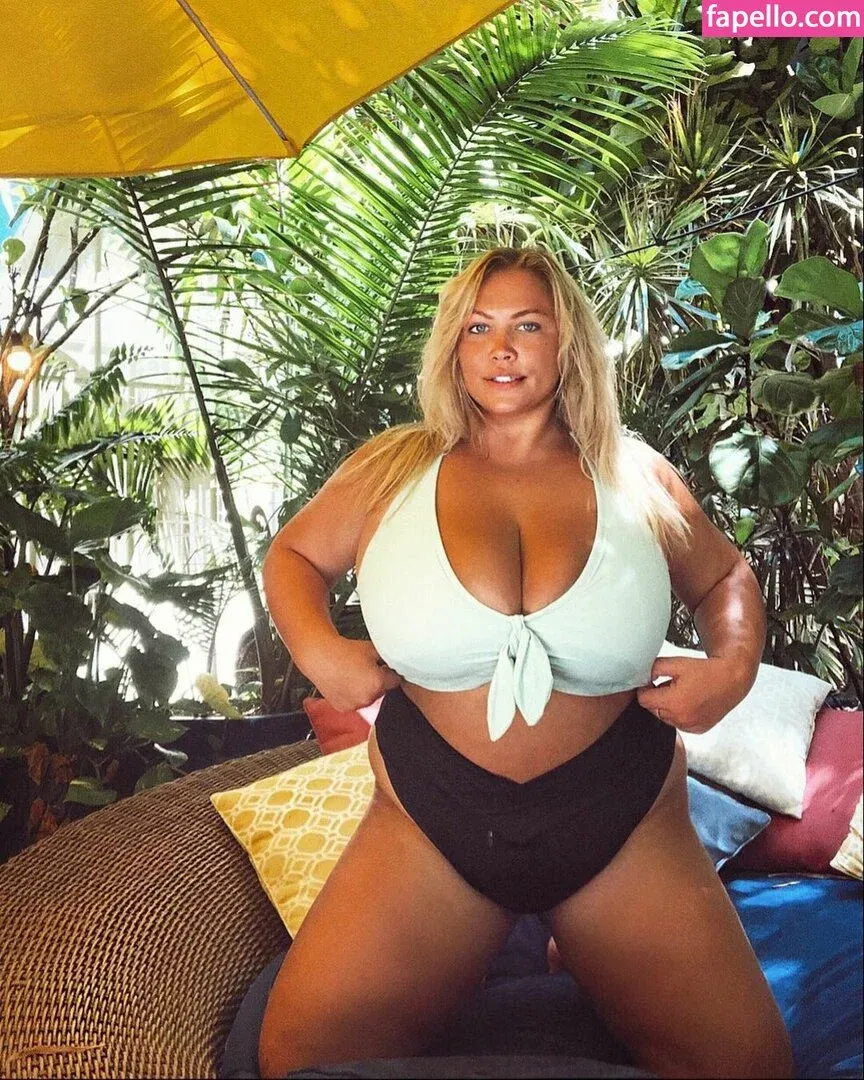 Hayden Buchko Onlyfans Photo Gallery 