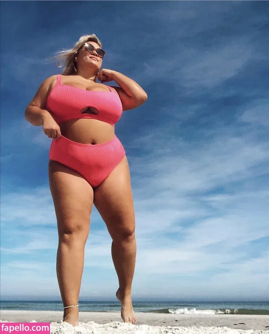 Hayden Buchko Onlyfans Photo Gallery 