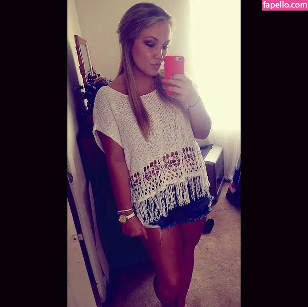 Hayden Buchko Onlyfans Photo Gallery 