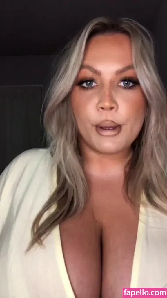 Hayden Buchko Onlyfans Photo Gallery 