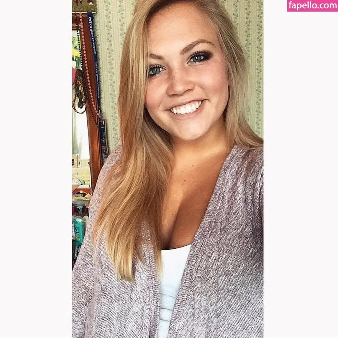 Hayden Buchko Onlyfans Photo Gallery 