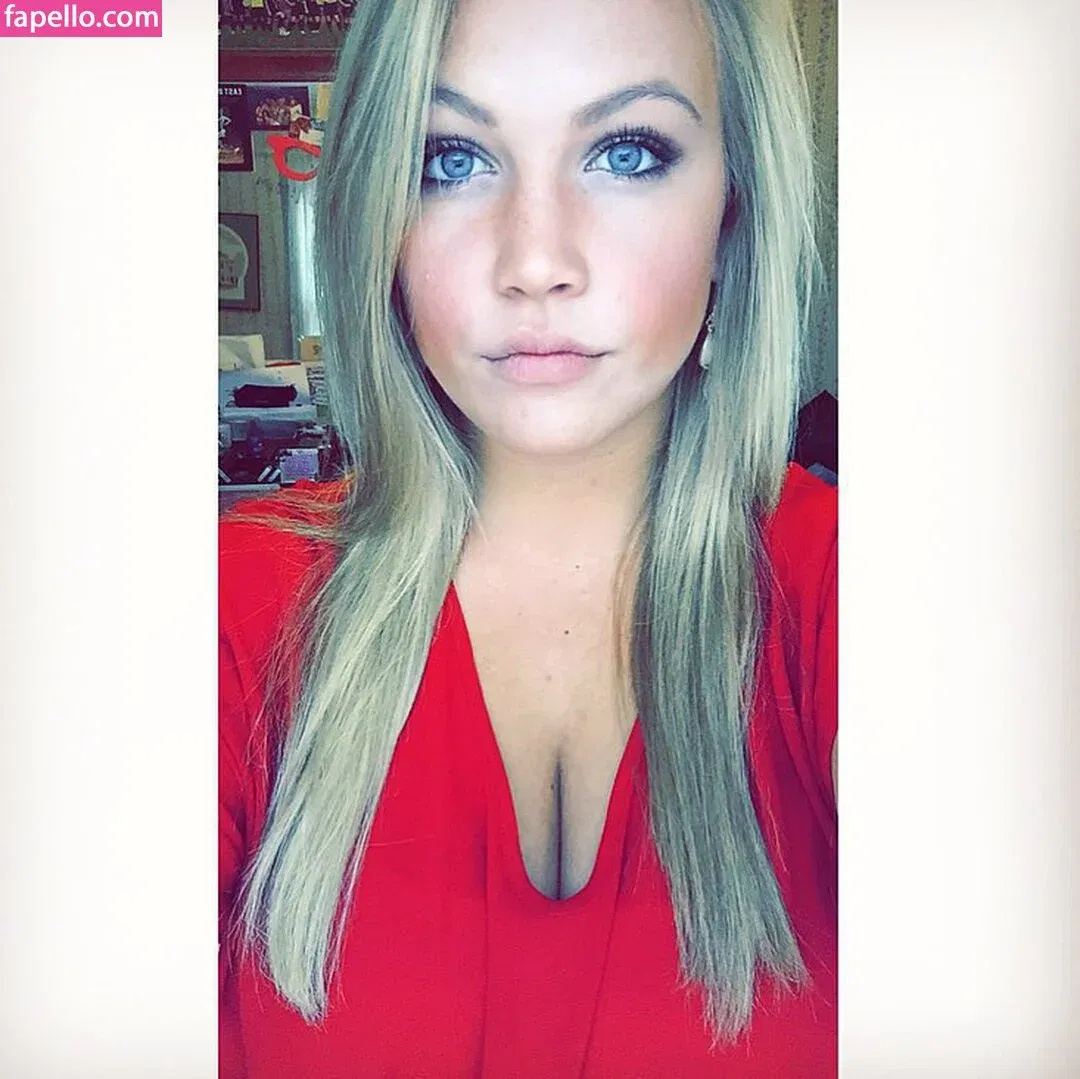 Hayden Buchko Onlyfans Photo Gallery 