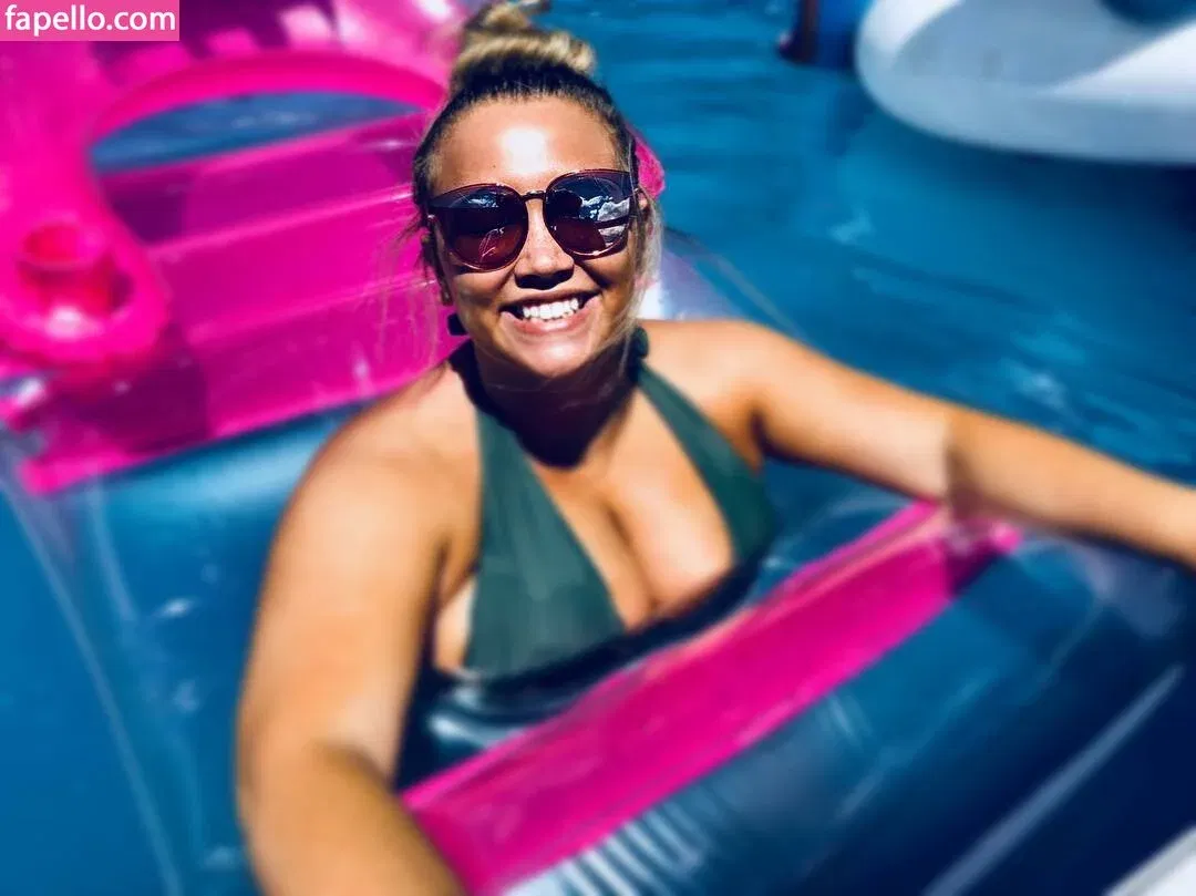 Hayden Buchko Onlyfans Photo Gallery 