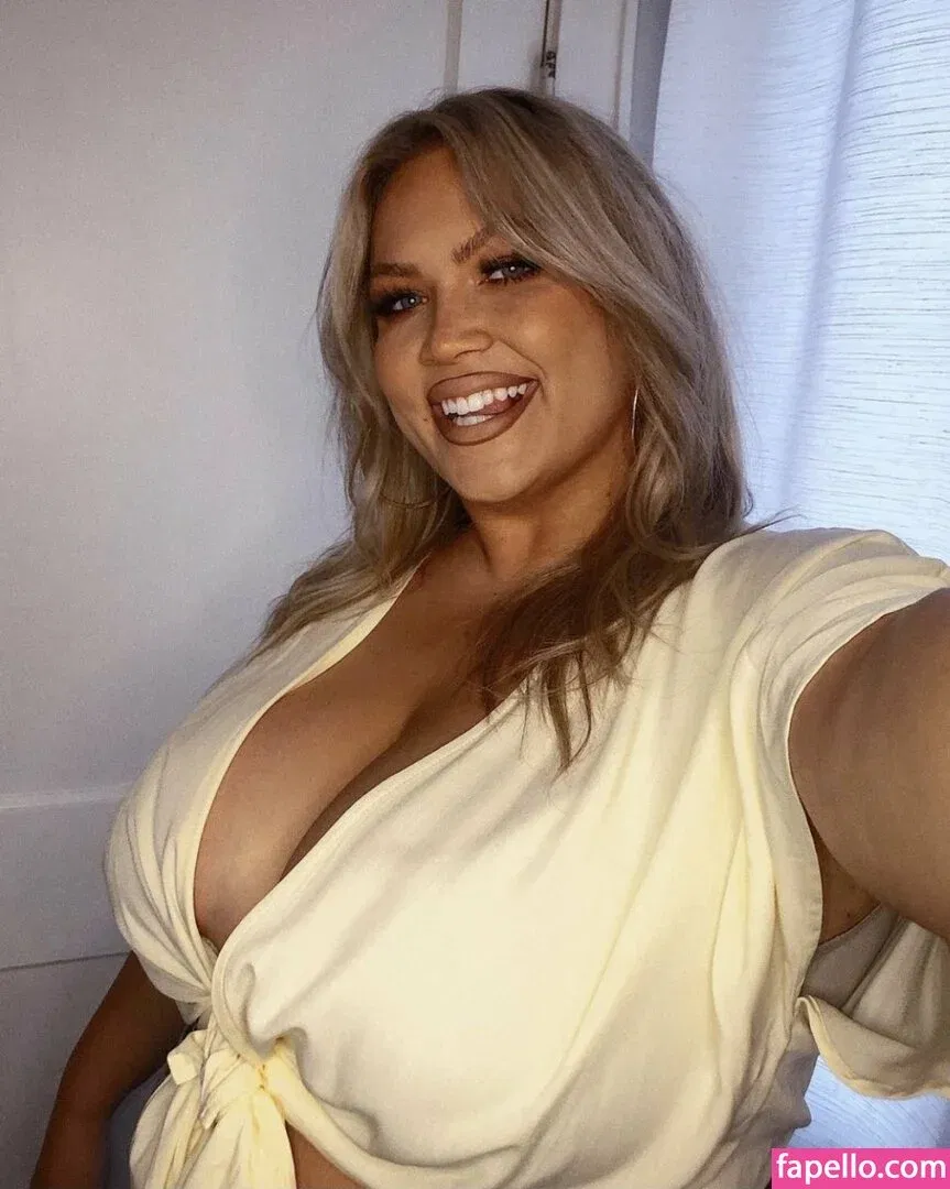 Hayden Buchko Onlyfans Photo Gallery 