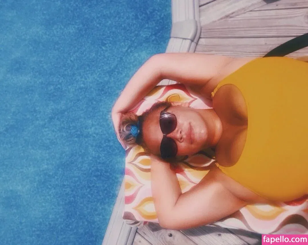 Hayden Buchko Onlyfans Photo Gallery 