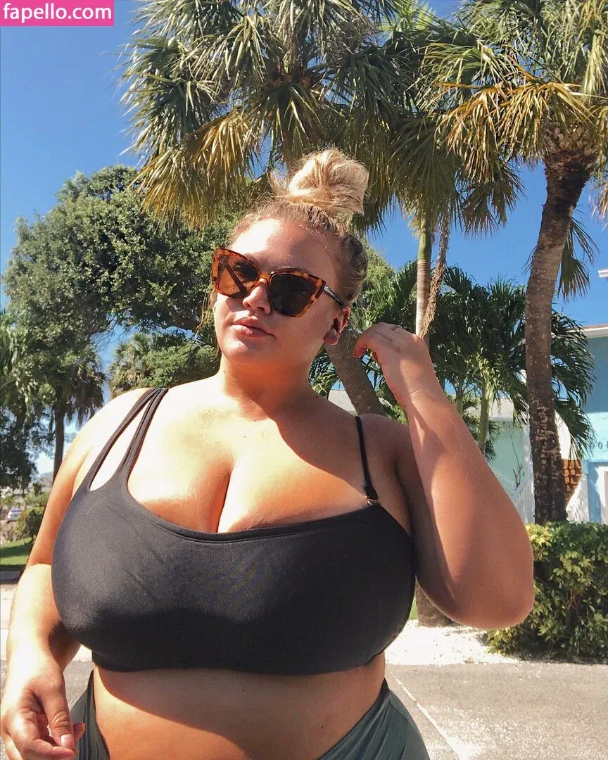 Hayden Buchko Onlyfans Photo Gallery 