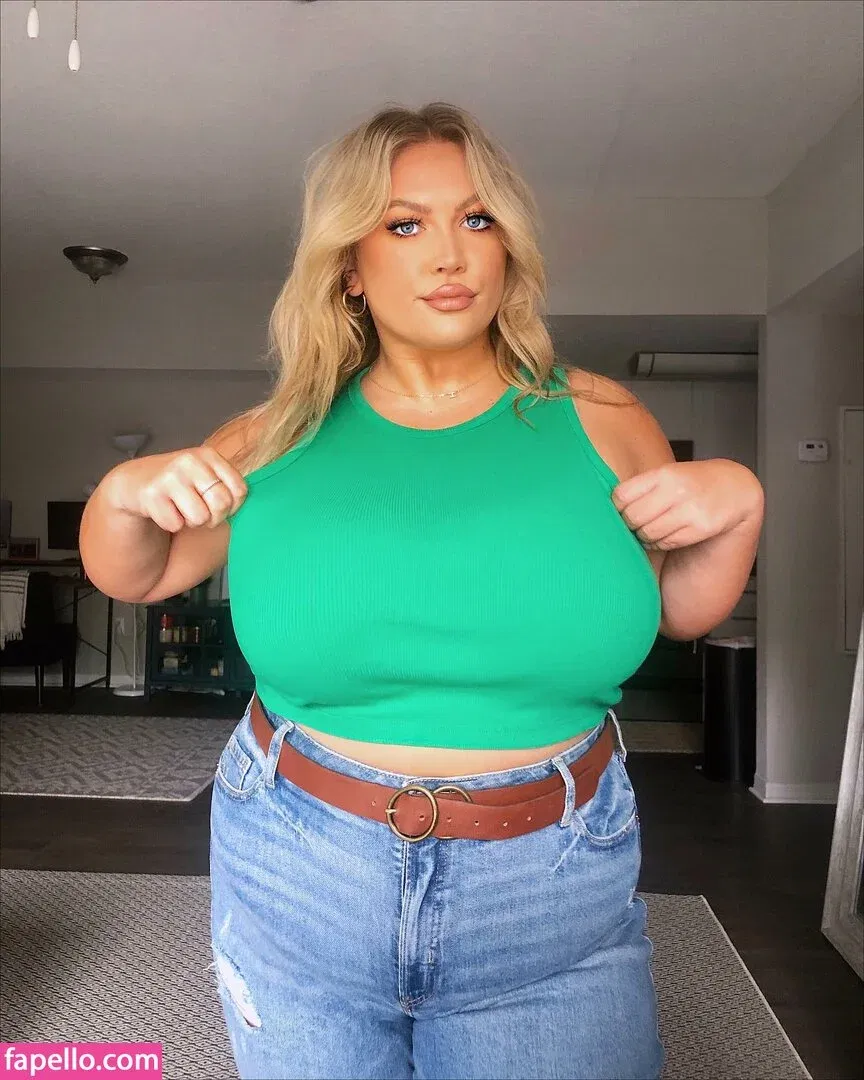 Hayden Buchko Onlyfans Photo Gallery 