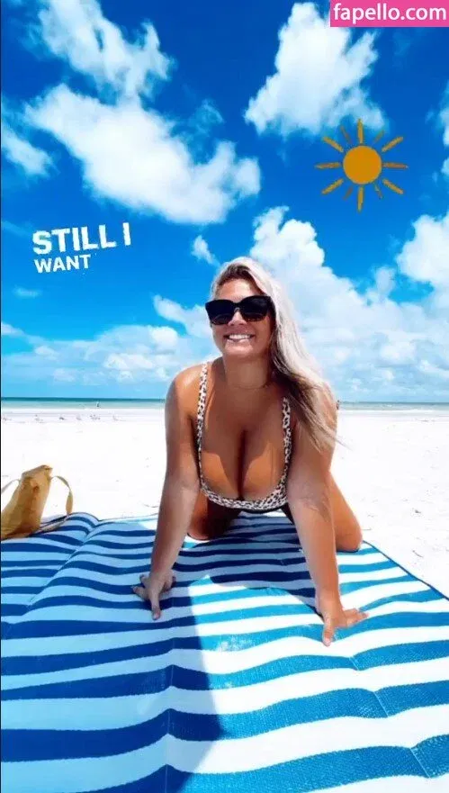 Hayden Buchko Onlyfans Photo Gallery 