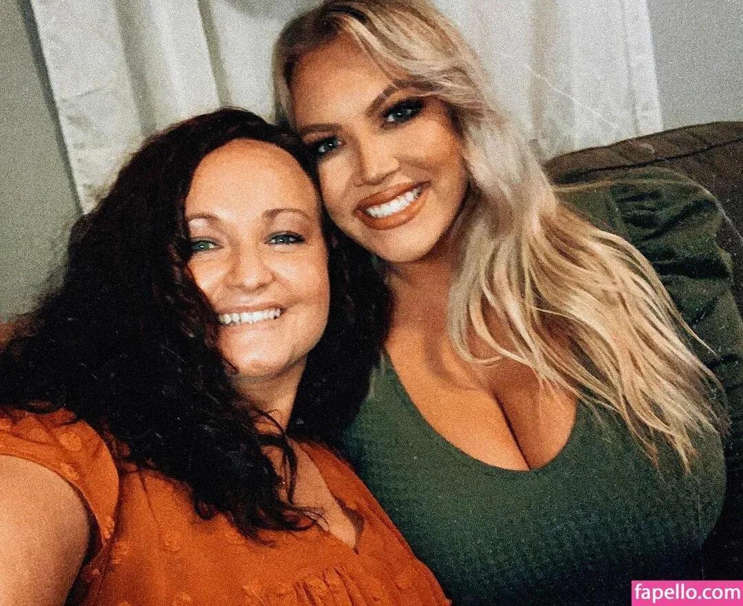 Hayden Buchko Onlyfans Photo Gallery 