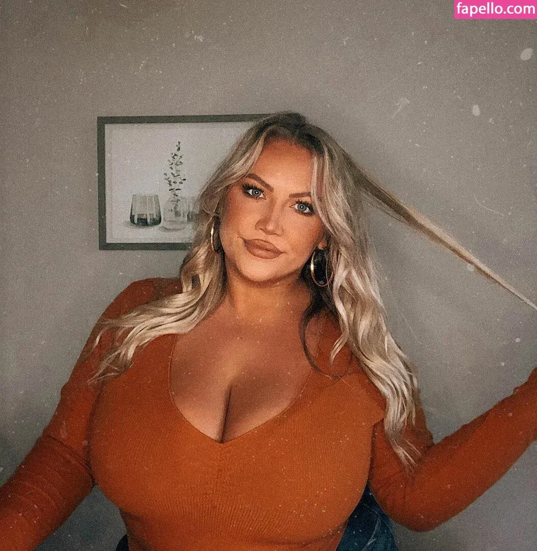 Hayden Buchko Onlyfans Photo Gallery 