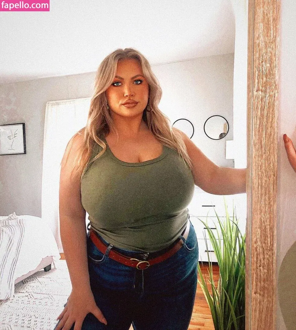 Hayden Buchko Onlyfans Photo Gallery 