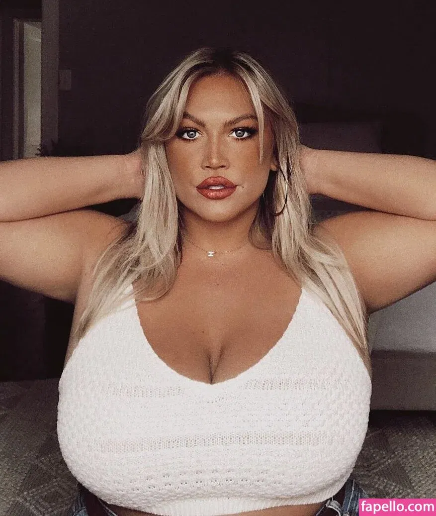 Hayden Buchko Onlyfans Photo Gallery 