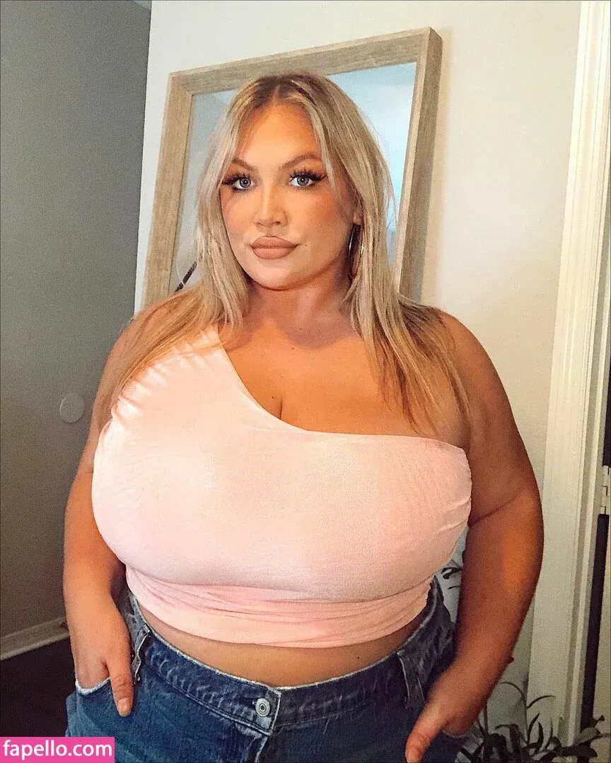 Hayden Buchko Onlyfans Photo Gallery 