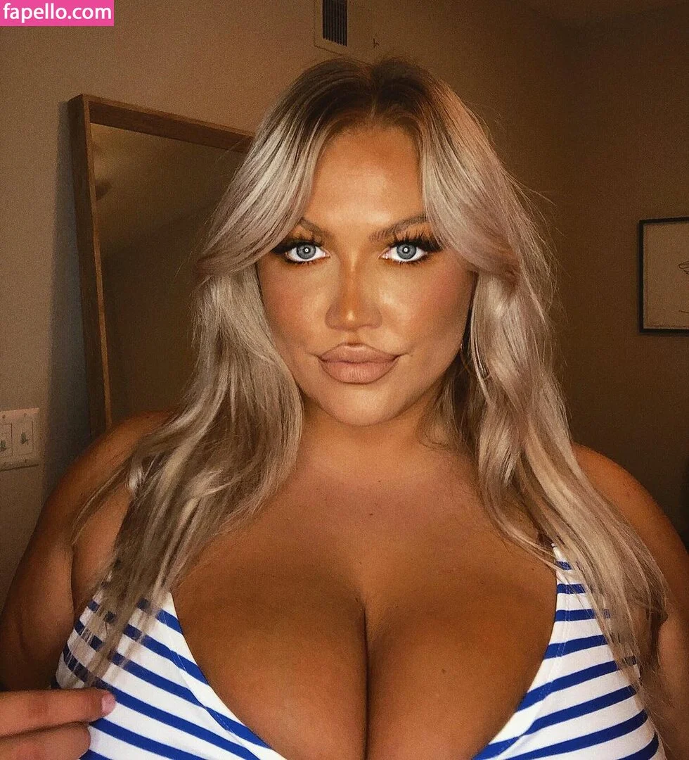 Hayden Buchko Onlyfans Photo Gallery 