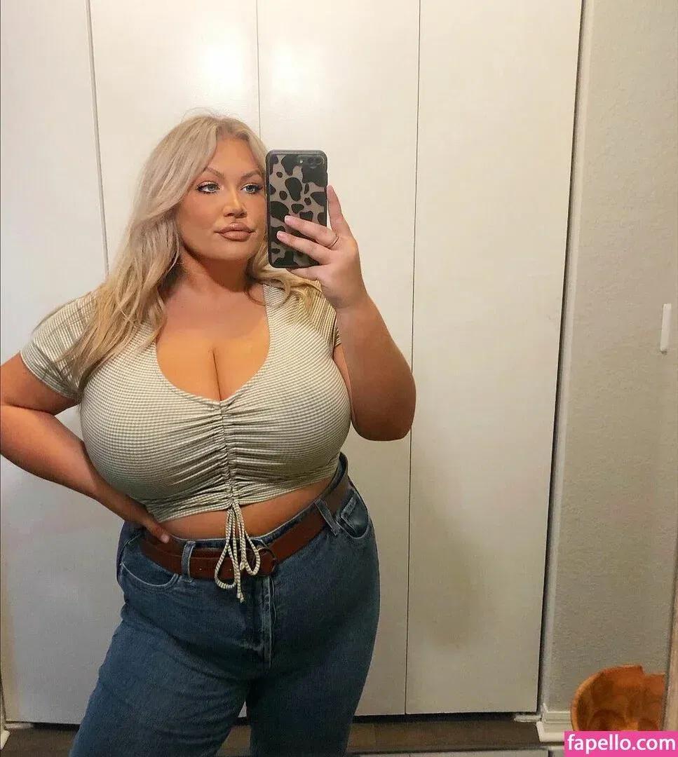 Hayden Buchko Onlyfans Photo Gallery 