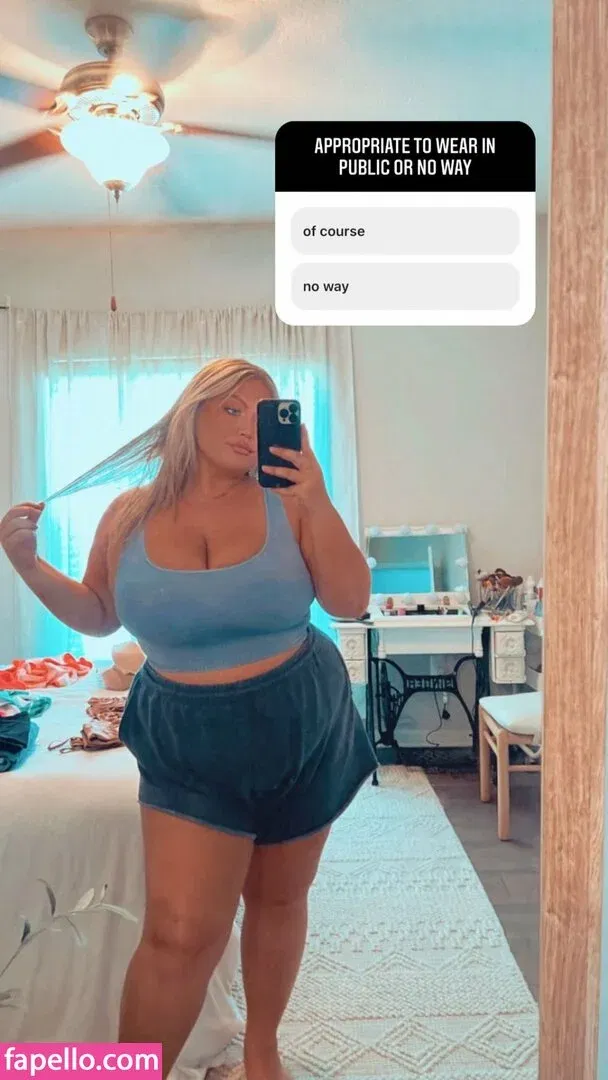 Hayden Buchko Onlyfans Photo Gallery 