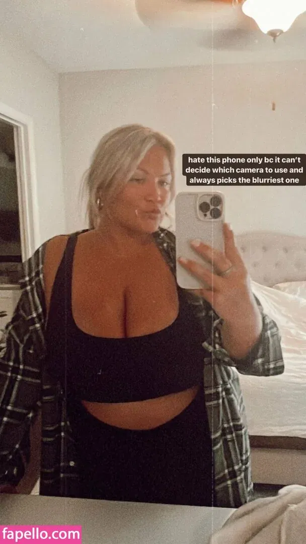 Hayden Buchko Onlyfans Photo Gallery 