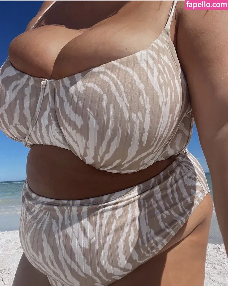 Hayden Buchko Onlyfans Photo Gallery 