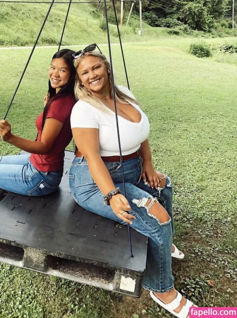 Hayden Buchko Onlyfans Photo Gallery 