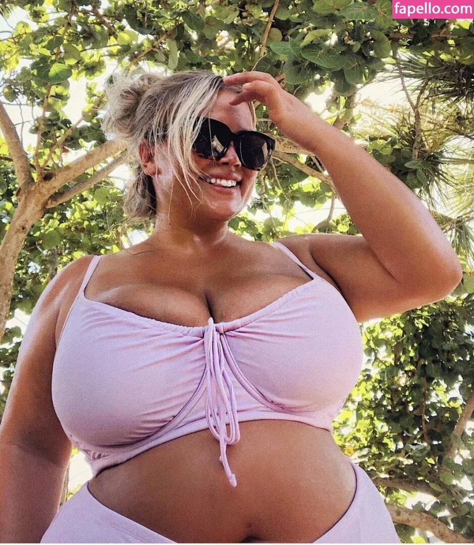 Hayden Buchko Onlyfans Photo Gallery 