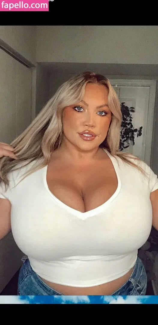 Hayden Buchko Onlyfans Photo Gallery 