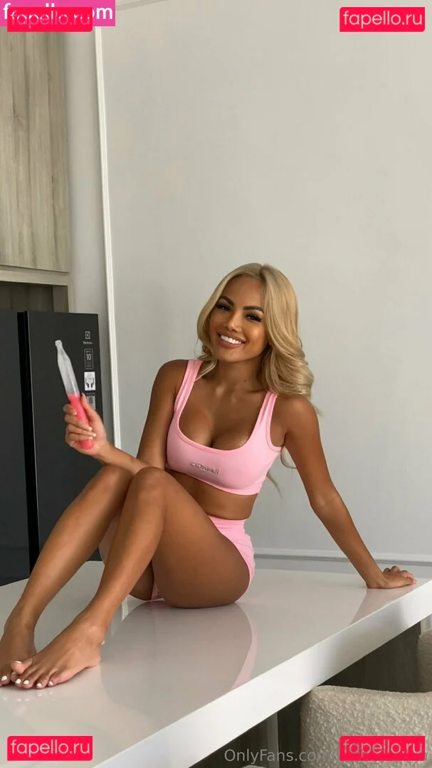 little_sophia Onlyfans Photo Gallery 