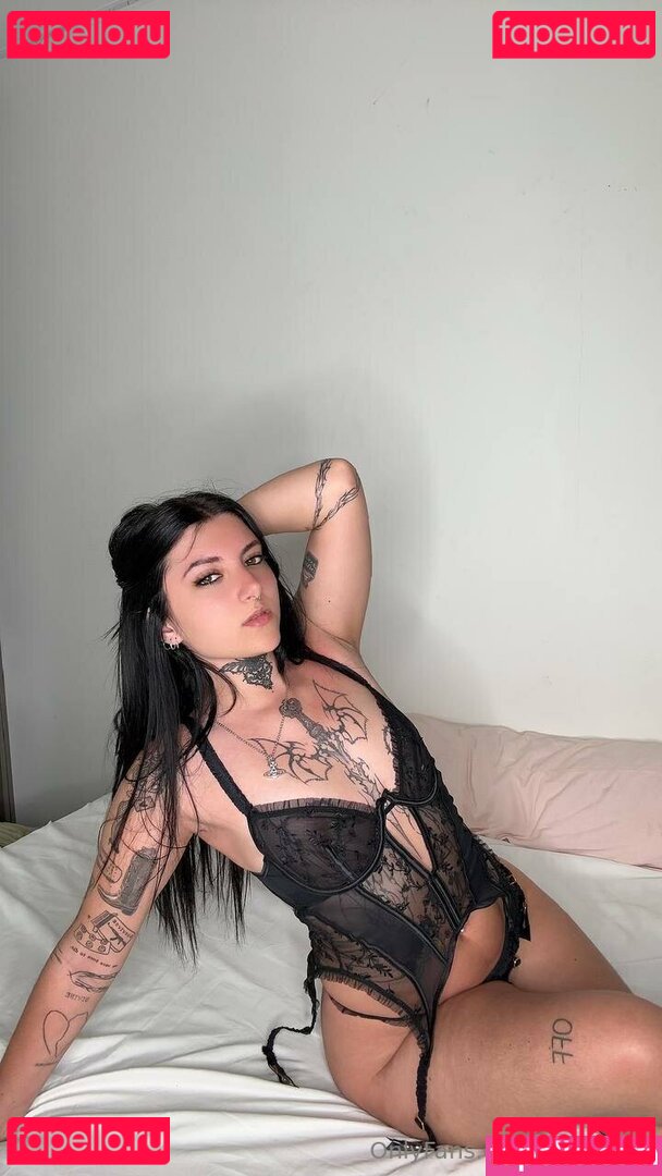adeleriou Nude Onlyfans Photo 11