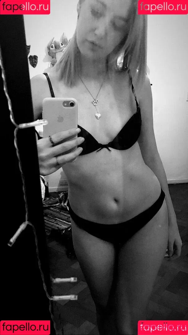 Lula Bon Tsukino Onlyfans Photo Gallery 