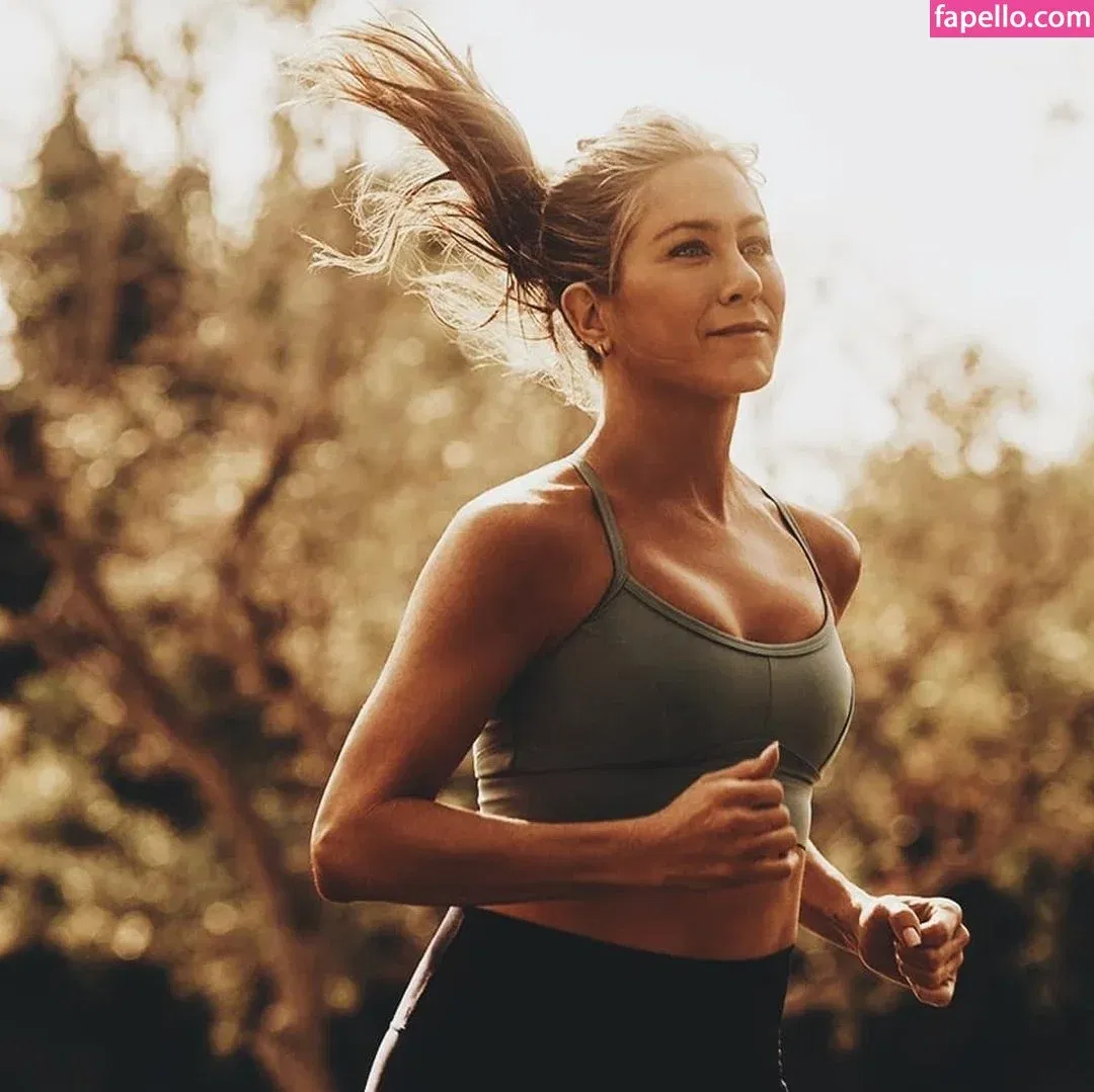 Jennifer Aniston Onlyfans Photo Gallery 