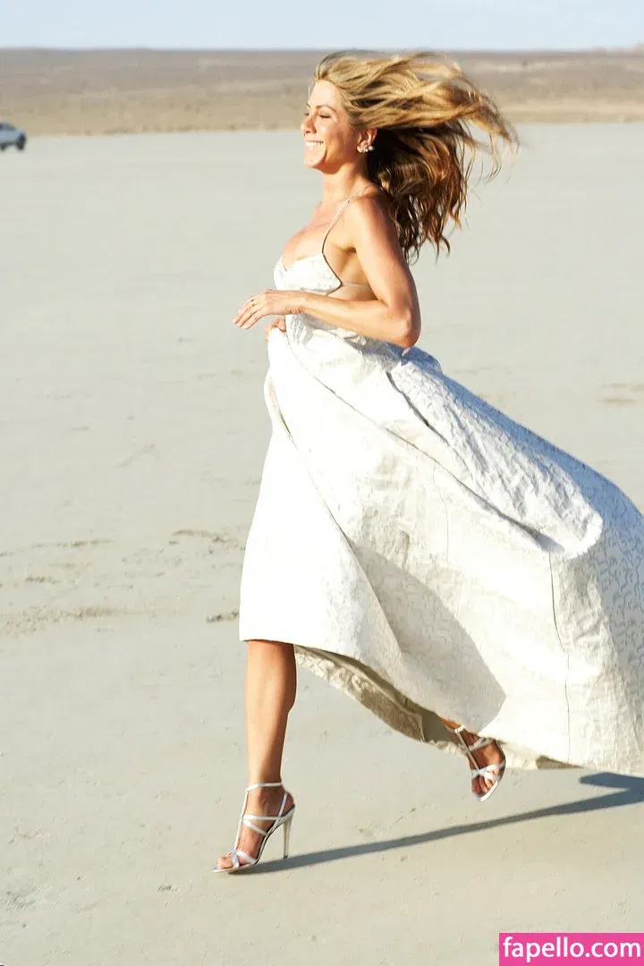 Jennifer Aniston Onlyfans Photo Gallery 