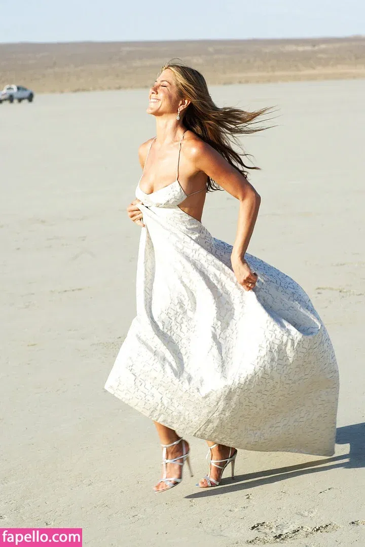 Jennifer Aniston Onlyfans Photo Gallery 