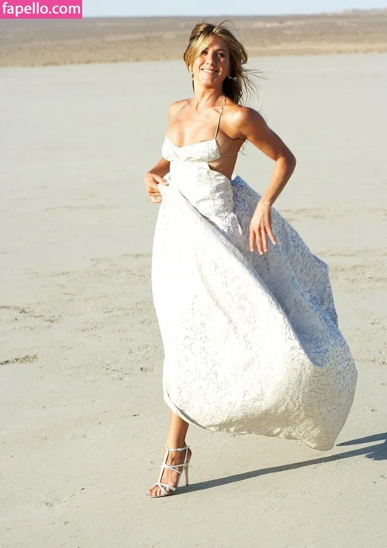 Jennifer Aniston Onlyfans Photo Gallery 