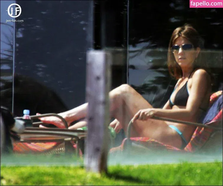 Jennifer Aniston Onlyfans Photo Gallery 