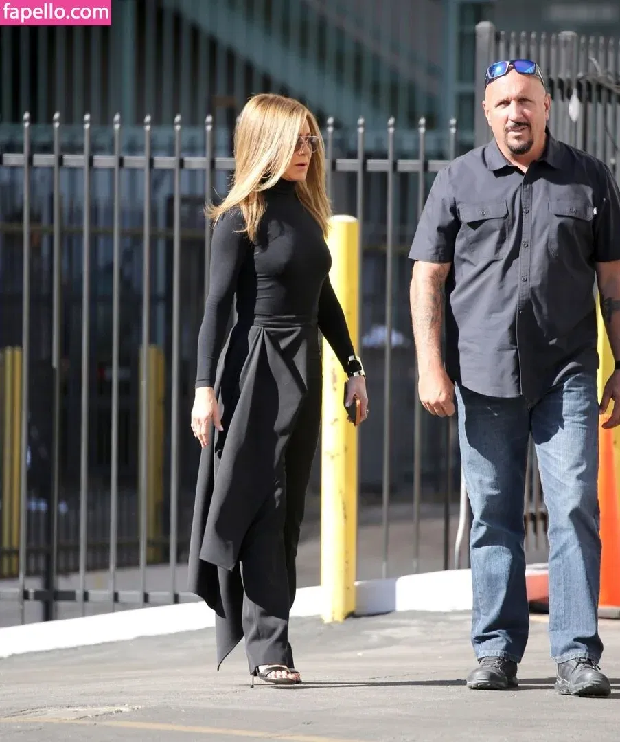 Jennifer Aniston Onlyfans Photo Gallery 