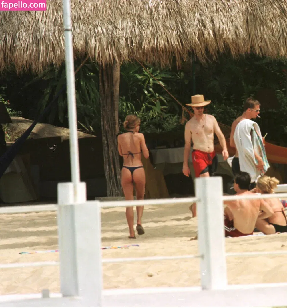 Jennifer Aniston Onlyfans Photo Gallery 