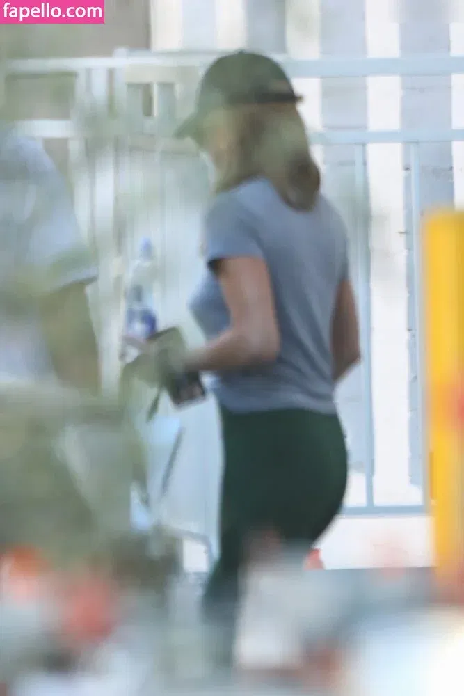 Jennifer Aniston Onlyfans Photo Gallery 